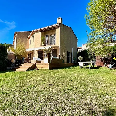 Maison Dans Résidence Avec Piscine Et Tennis Hébergement de vacances *