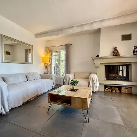 Maison Dans Avec Piscine Et Tennis * Antibes