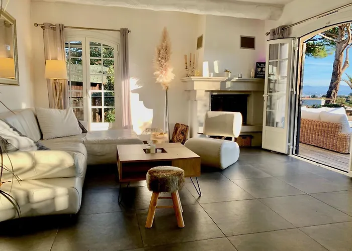 Maison Dans Avec Piscine Et Tennis *