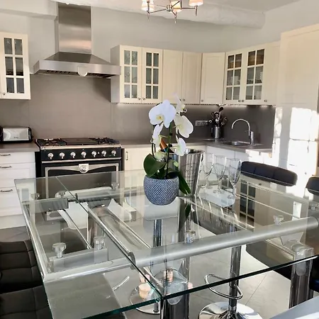 Maison Dans Avec Piscine Et Tennis *