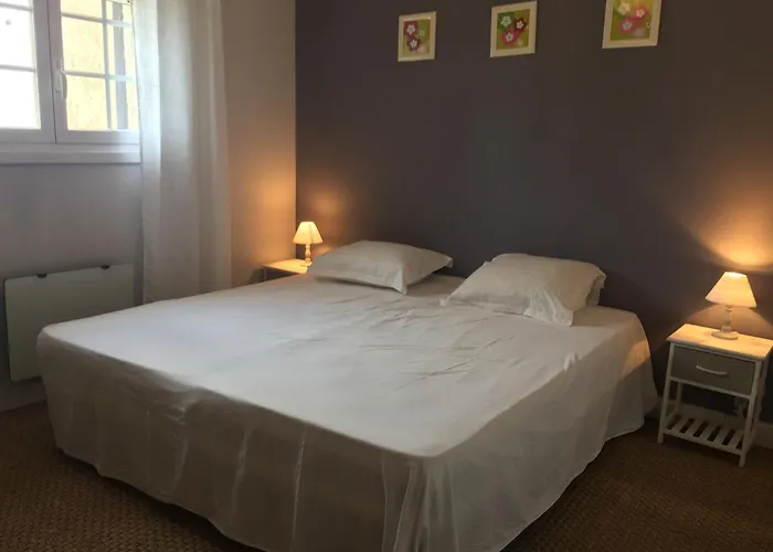 Ferienhaus Maison Dans Avec Piscine Et Tennis Antibes