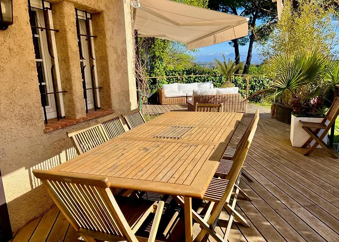 Maison Dans Avec Piscine Et Tennis